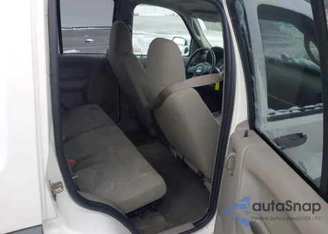 2006 Jeep Liberty Sport from USA, damaged, VIN 1J8GL48596W107740